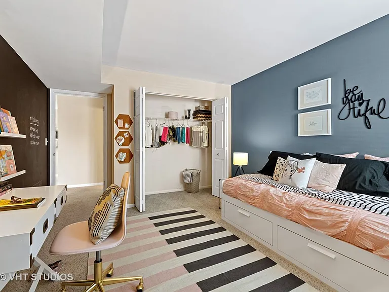 1621 Westminster Dr #112 — Photo 31