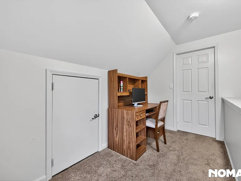 1723 Edgewood Dr — Photo 13