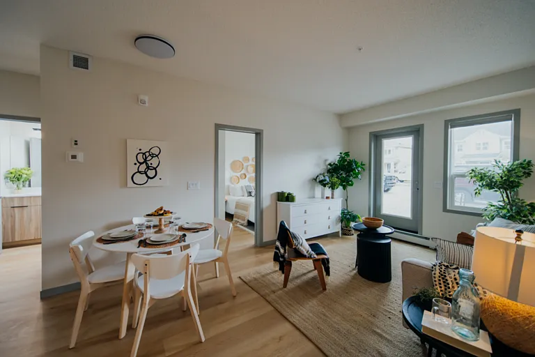 255 Carrington Plz NW — Photo 3