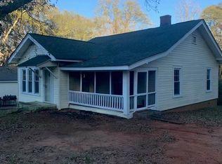 12 Aiken Chapel Rd, Taylors, SC 29687