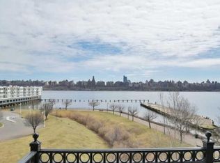 6110 City Pl #6110, Edgewater, NJ 07020
