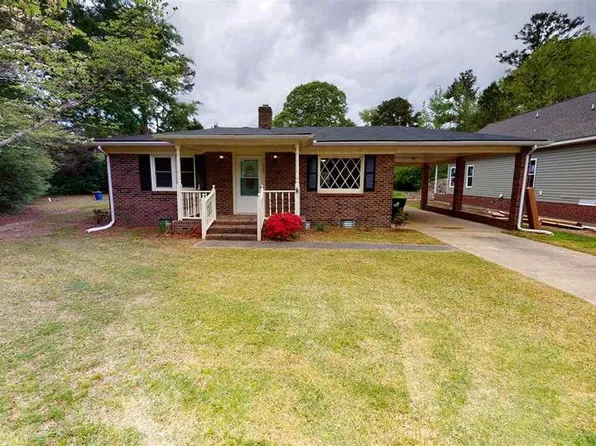 309 S College Ave, Kenly, NC 27542