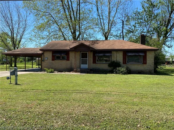 1621 N Main St, Mulberry, AR 72947