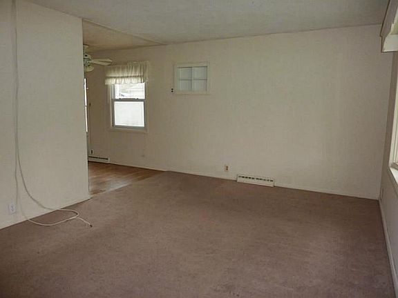 5th image of 2726 Dakota Dr
