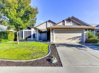 6920 Shady Woods Way, Rio Linda, CA 95673