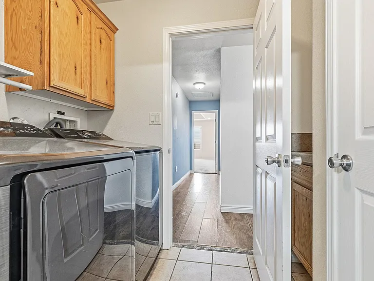 1441 Arroyo Seco — Photo 25