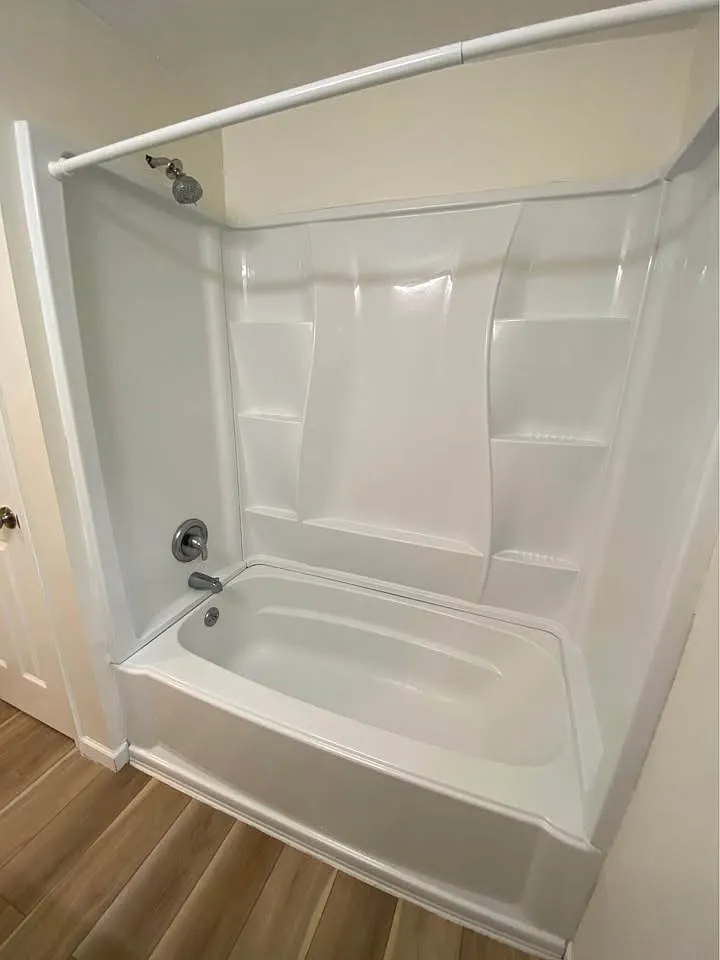 2 bed, 400 sqft, $1,150 — Photo 3