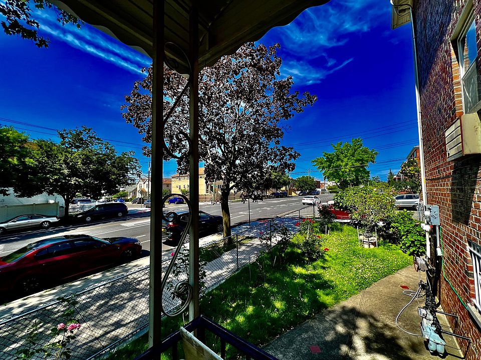 1st image of 2690 Harding Ave Floor 1
