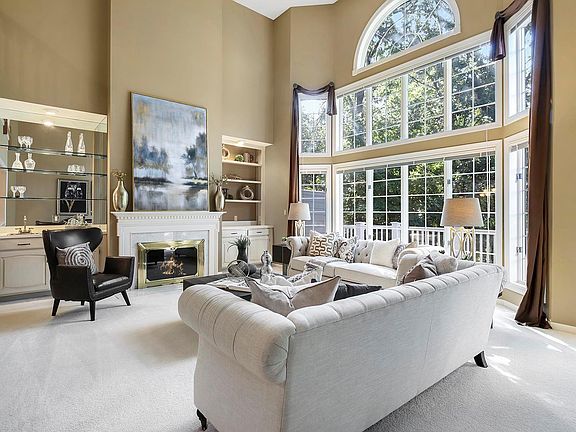 5th image of 14118 Woods Mill Cove Dr