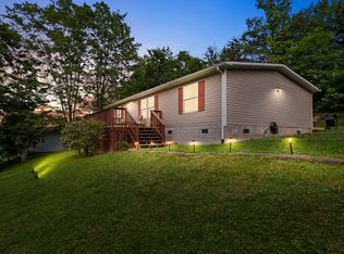 205 Jones St, Fayetteville, WV 25840