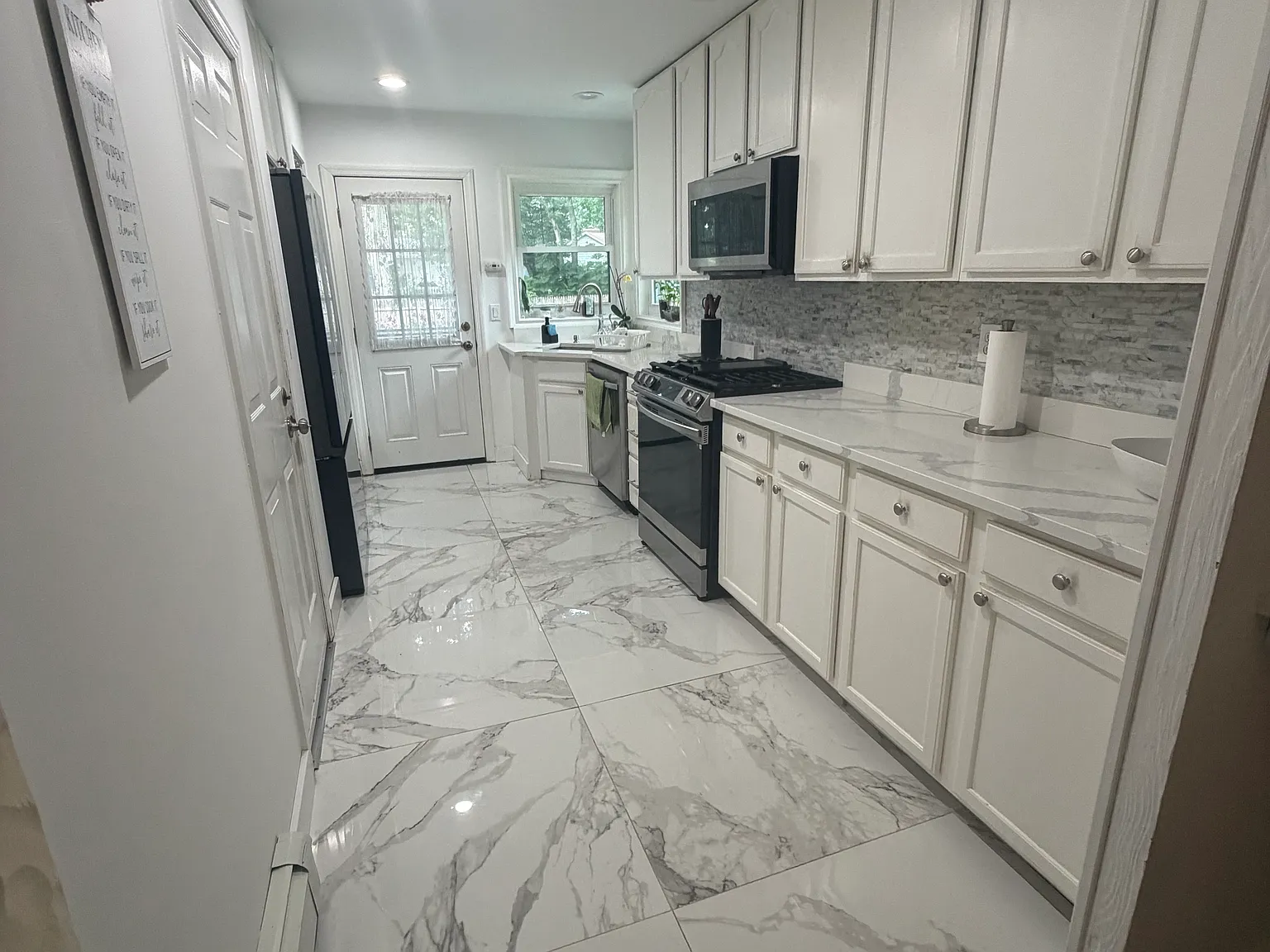 5 bed, $4,600 — Photo 3