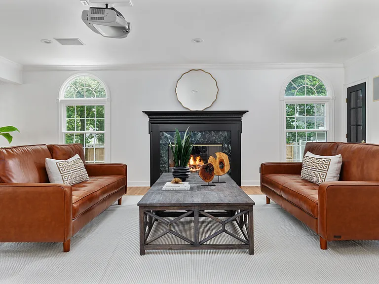 Spacious family room with fireplace