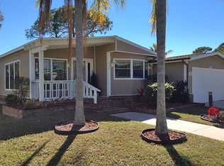 906 Via La Paz, N Fort Myers, FL 33903