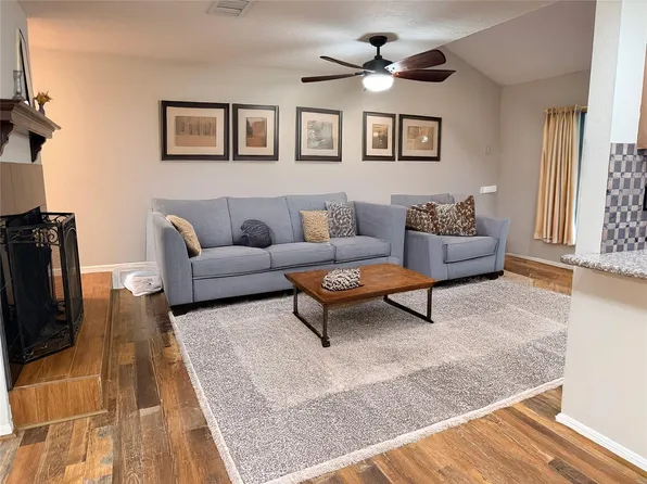 2379 Briarwest Blvd Unit 93, Houston, TX 77077