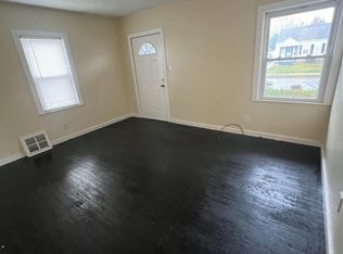 1127 Lindsay Ave, Akron, OH 44306