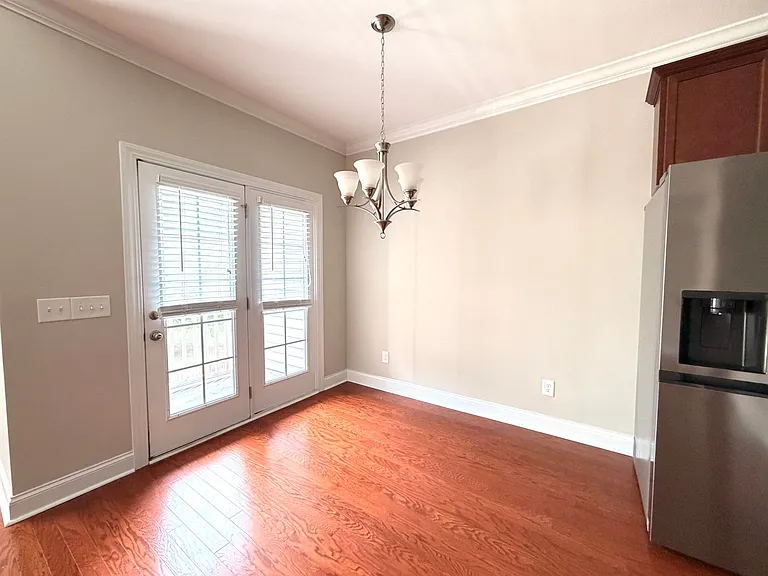 4217 Scharite St — Photo 5