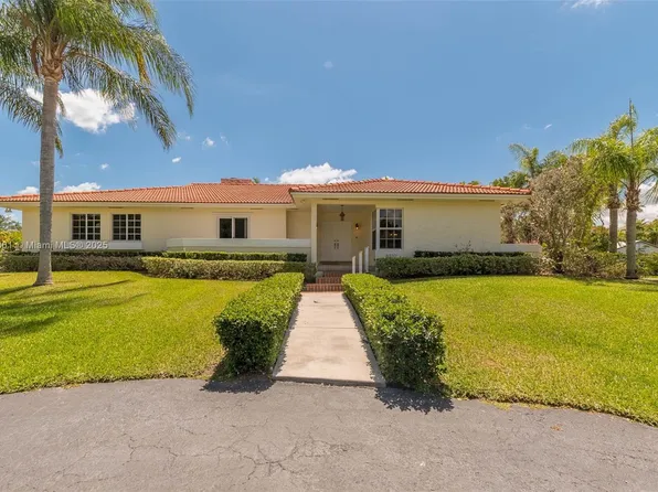 8330 SW 176th St, Palmetto Bay, FL 33157