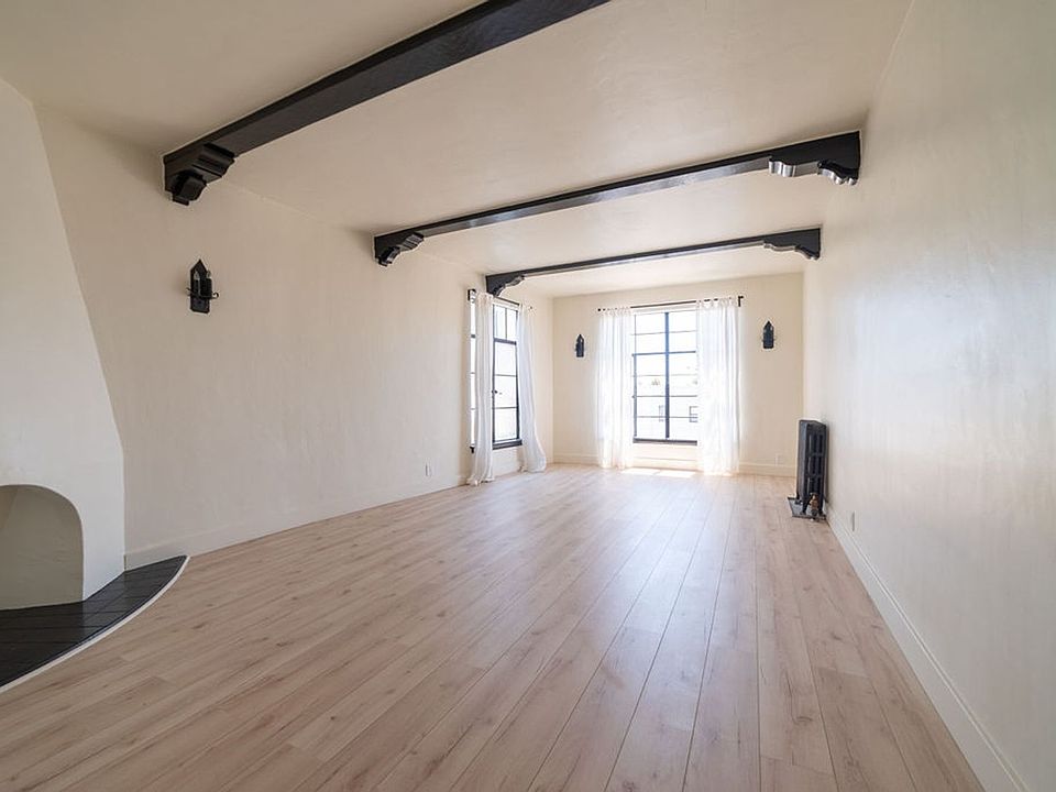 1st image of 176 Athol Ave APT 2
