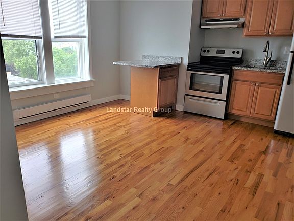 4th image of 7450 N Greenview Ave APT 86