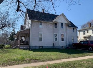 1804 62nd St, Kenosha, WI 53143
