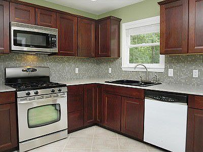 Kitchen- matching stainless appliances 
