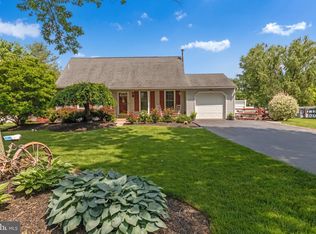 7 Yarrow Ct, Perkasie, PA 18944