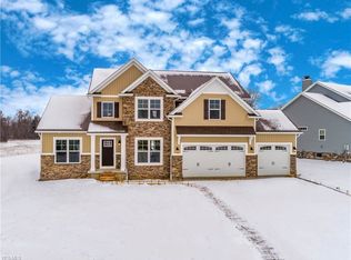 2625 Ledgestone Dr NW, Uniontown, OH 44685
