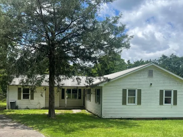 49 Lake Ct, Ellerslie, GA 31807