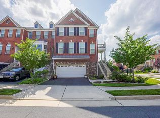 43280 Mitcham Sq, Ashburn, VA 20148