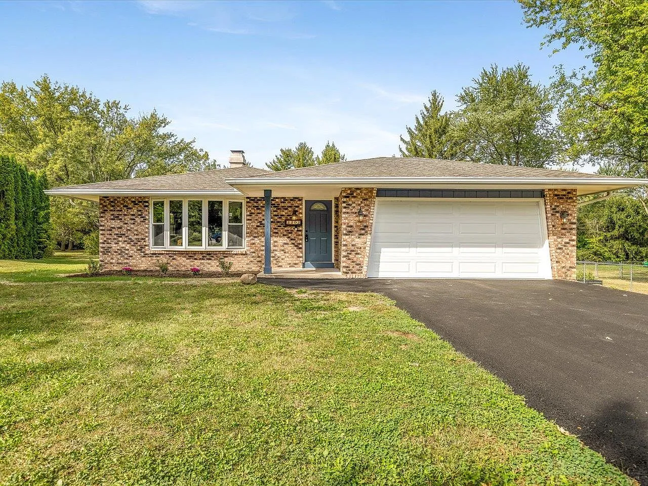 3302 Chick Charney Dr photo 1