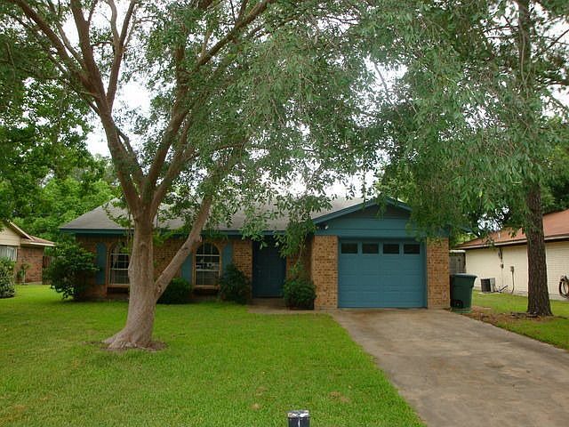 2nd image of 3502 Oakside Dr