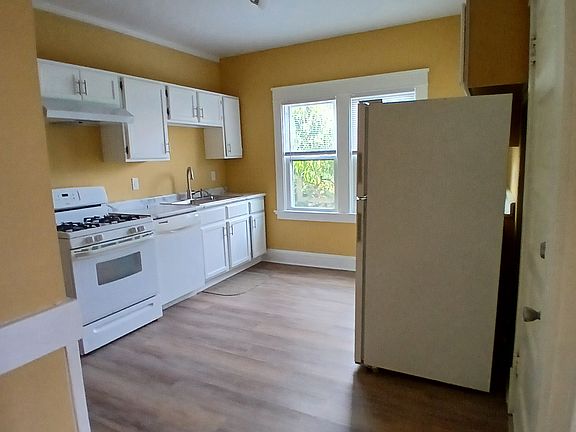 5th image of 3435 N Booth St #1