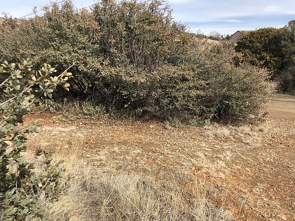 3rd image of 1840 N Moonstone Ln