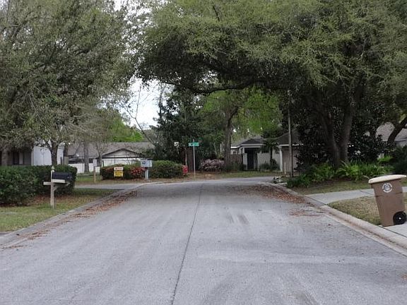 5th image of 3633 NE 20th Pl