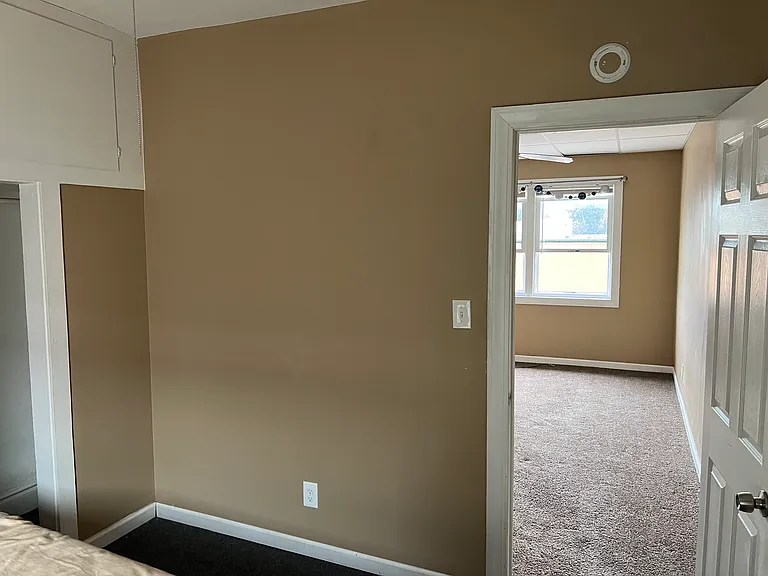 726 Oliver St #4 — Photo 5