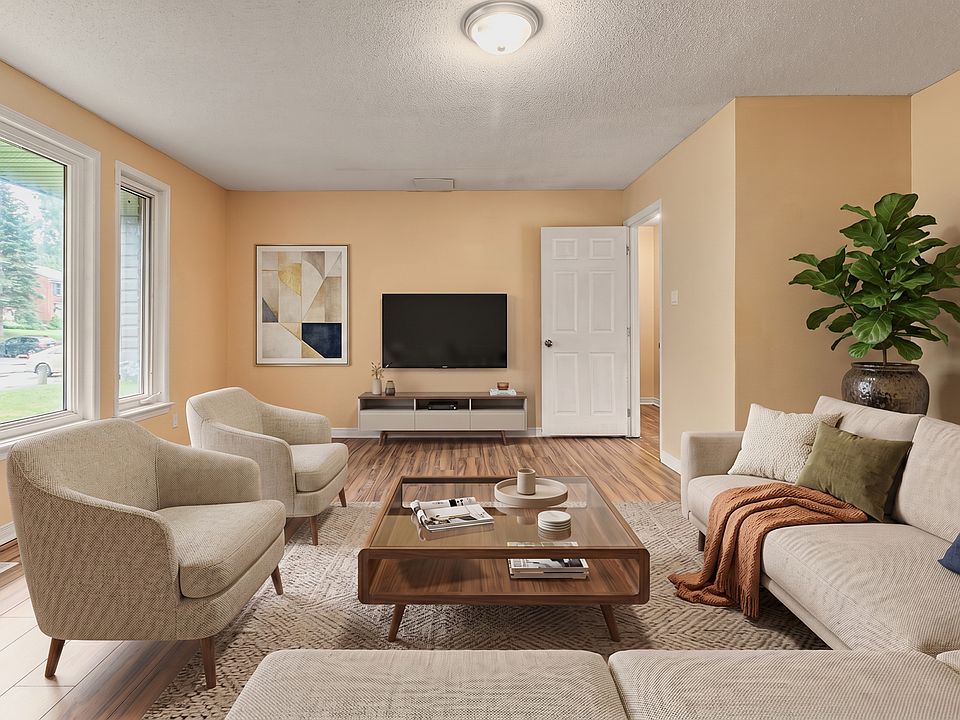 1st image of 134 Monterey Dr #1