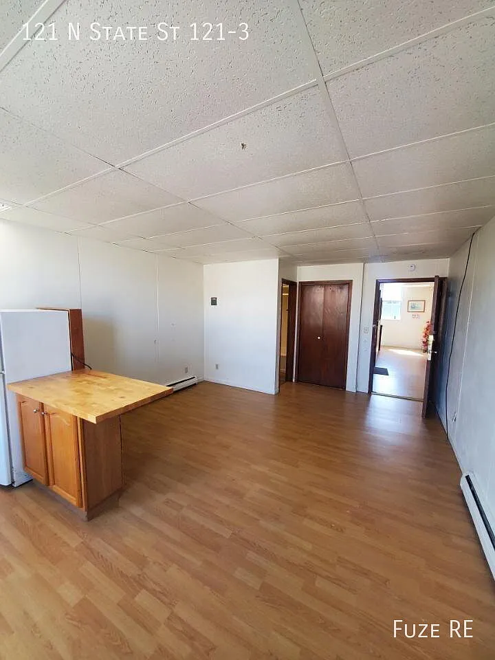 Studio Apartment for Rent Downtown Waseca — Photo 2