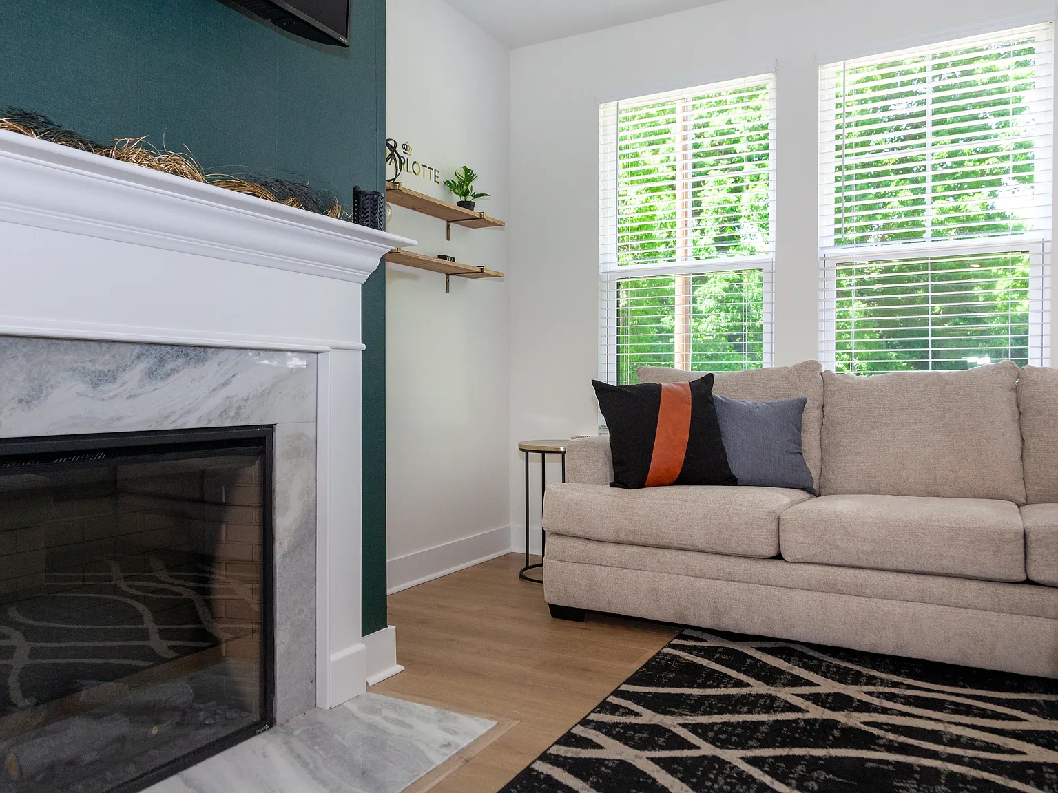 3 bed, 2.5 bath, 1675 sqft, $3,600 — Photo 4