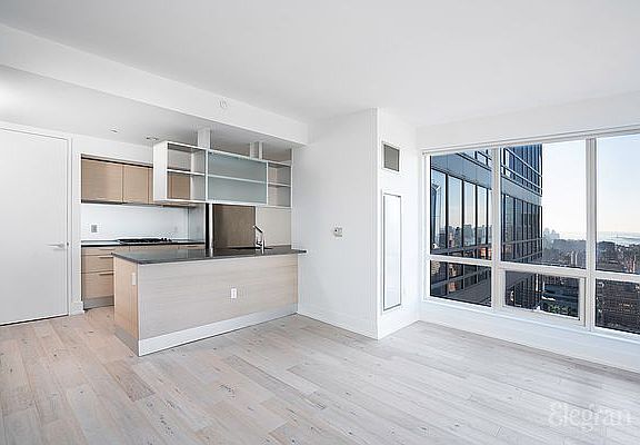 4th image of 350 W 42nd St APT 43A