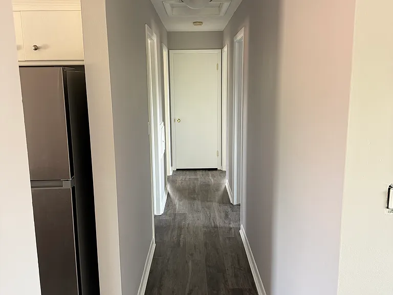 2806 E Bottsford Ave — Photo 5