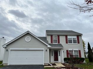 2049 Foxtail Dr, Aurora, IL 60504