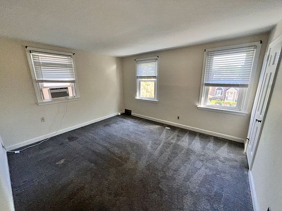 4th image of 4005 Albermarle Ave