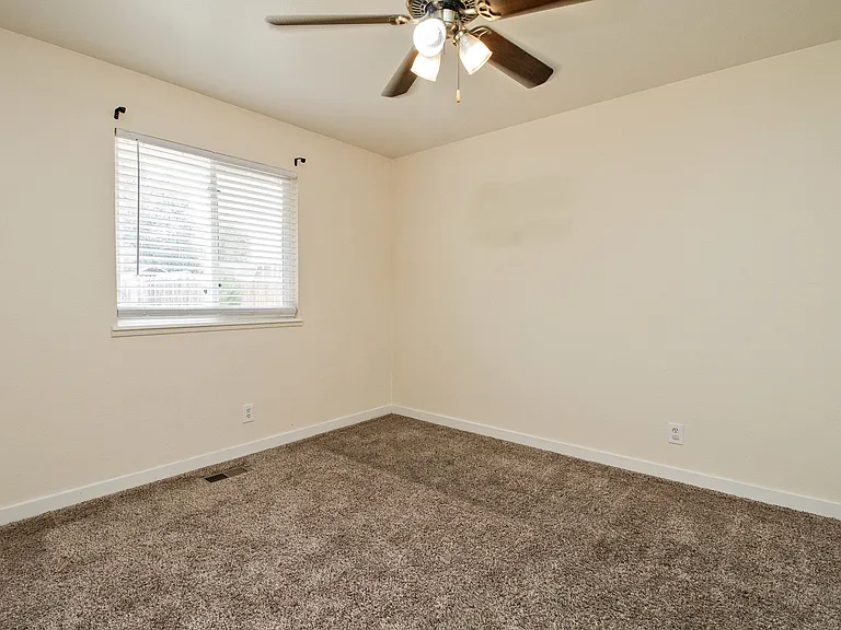 2226 Bison Dr — Photo 11