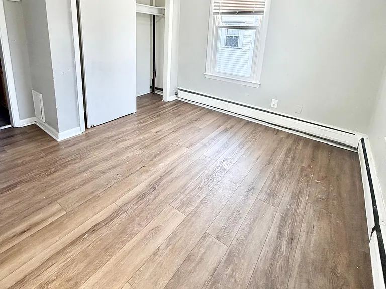 41 Osborn Ave #2/3 — Photo 5