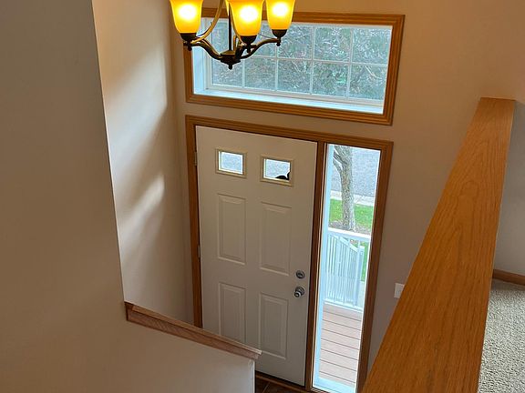 2nd image of 644 Willoughby Way W