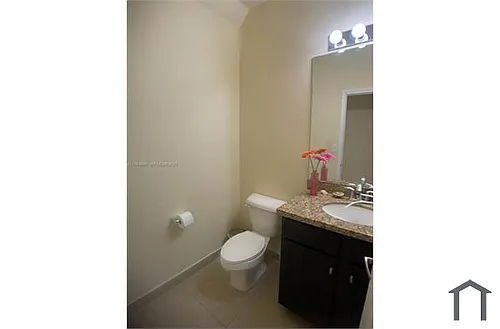 1032 SW 147th Ave Photo 1