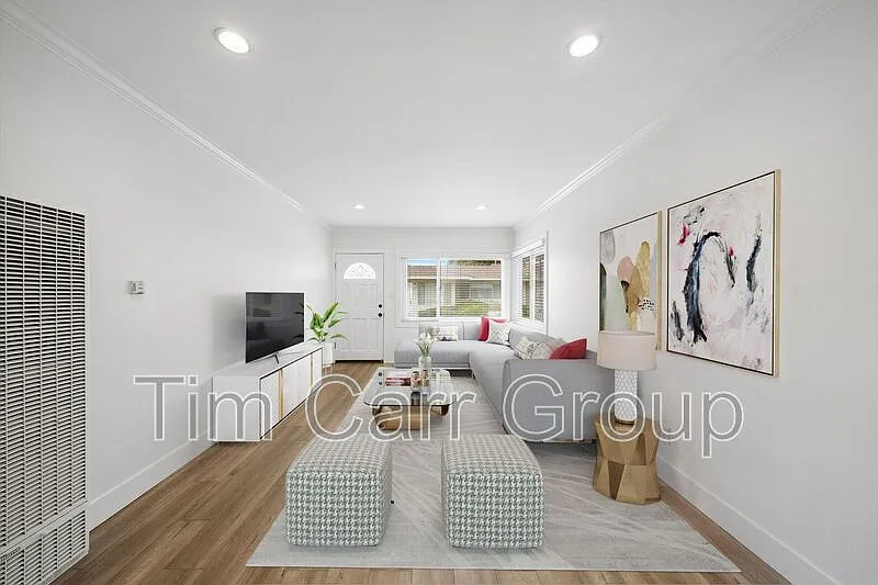 2 bed, 1.0 bath, 765 sqft, $3,750 — Photo 4