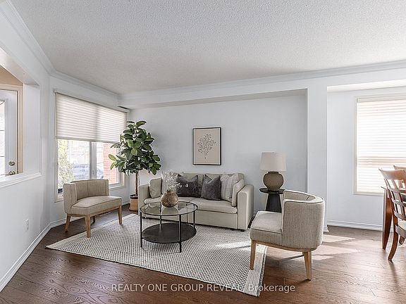 4th image of 37 Wetherburn Dr