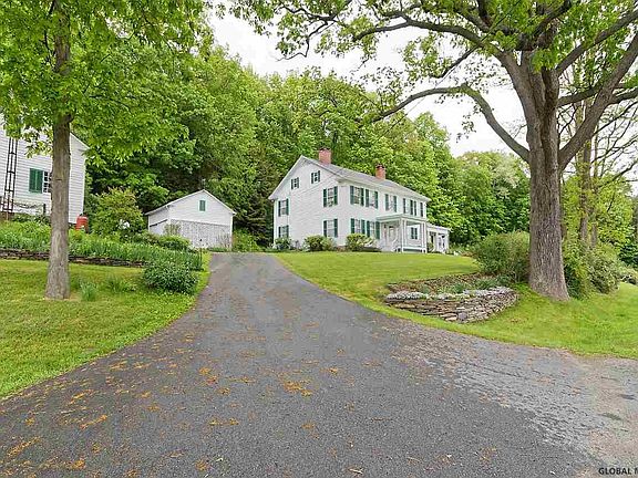 3rd image of 142 County Route 30