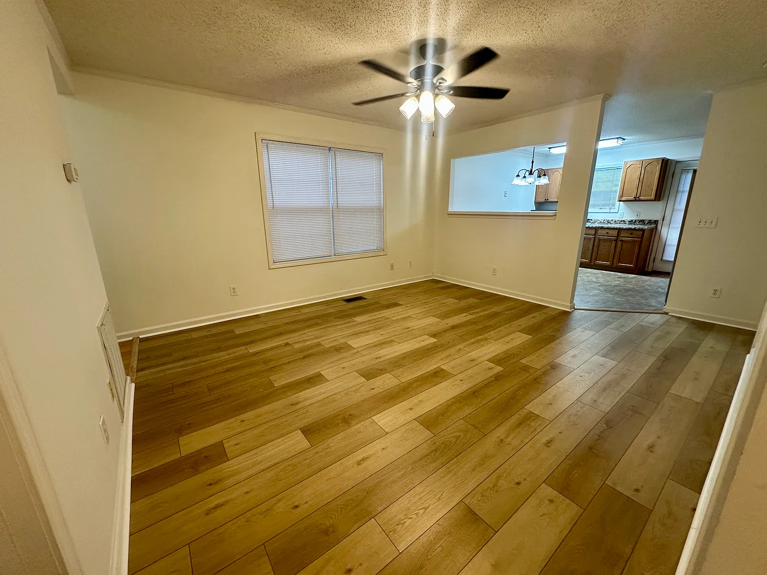 2 bed, 948 sqft, $1,850 — Photo 4